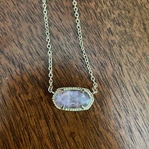 Kendra Scott necklace